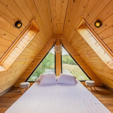 Timbernest Chalet Bran (Brasov)